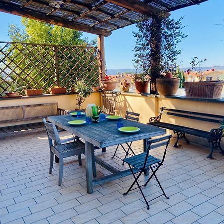 La Terrazza Di Andrea Apartment Bolsena Exterior photo